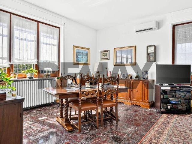 Villa in vendita a Busto Arsizio VA