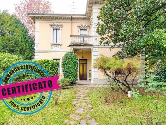 Villa in vendita a Busto Arsizio VA