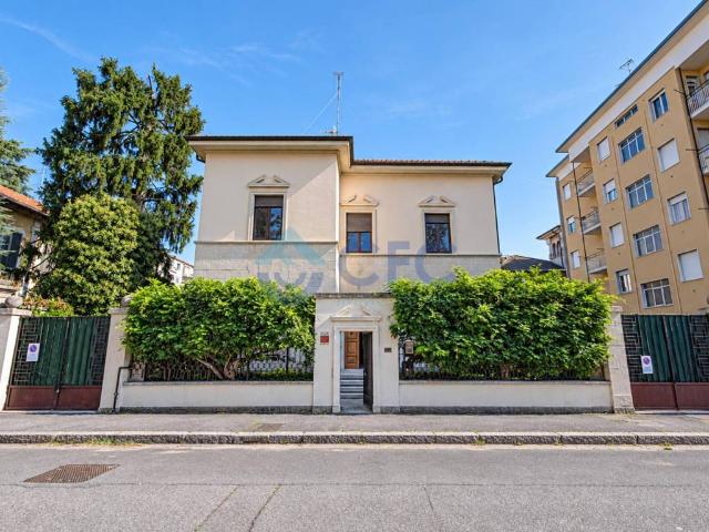 Villa in vendita a Busto Arsizio VA
