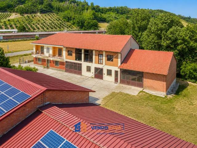 Villa in vendita a Govone CN