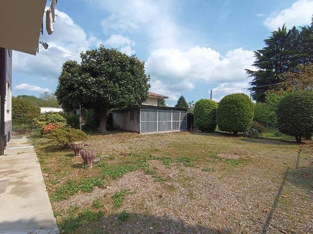 Villa in vendita a Gozzano NO