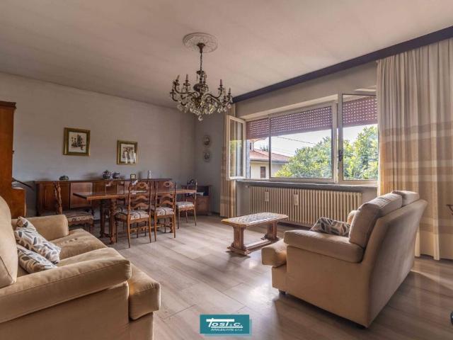 Villa in vendita a Gozzano NO