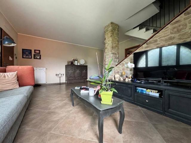 Villa in vendita a Godiasco Salice Terme PV