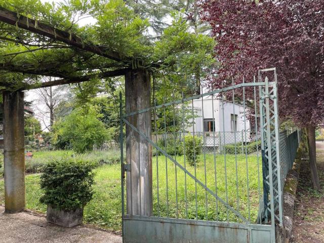 Villa in vendita a Godiasco Salice Terme PV