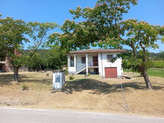 Villa in vendita a Godiasco Salice Terme PV
