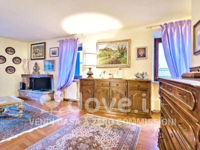 Villa in vendita a Godiasco Salice Terme