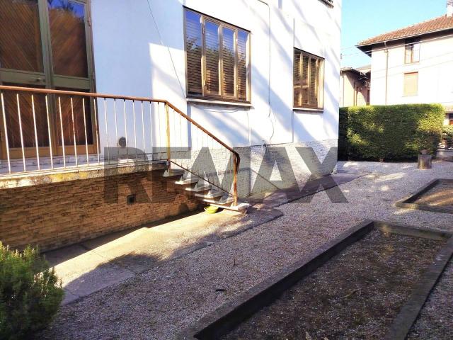 Villa in vendita a Goito