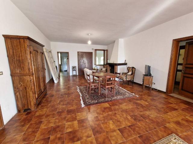 Villa in vendita a Goito MN
