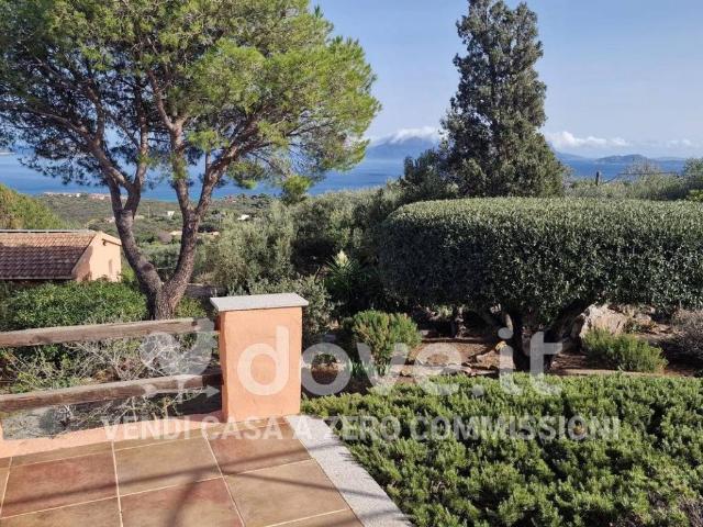 Villa in vendita a Golfo Aranci OT