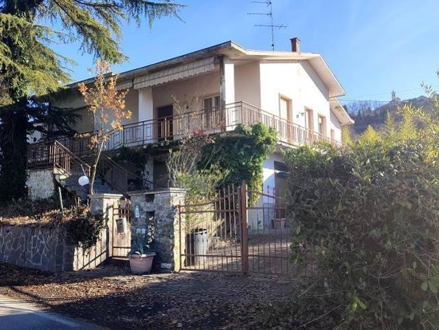 Villa in vendita a Golferenzo PV
