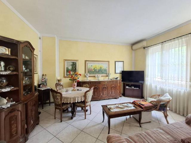 Villa in vendita a Gorgonzola MI