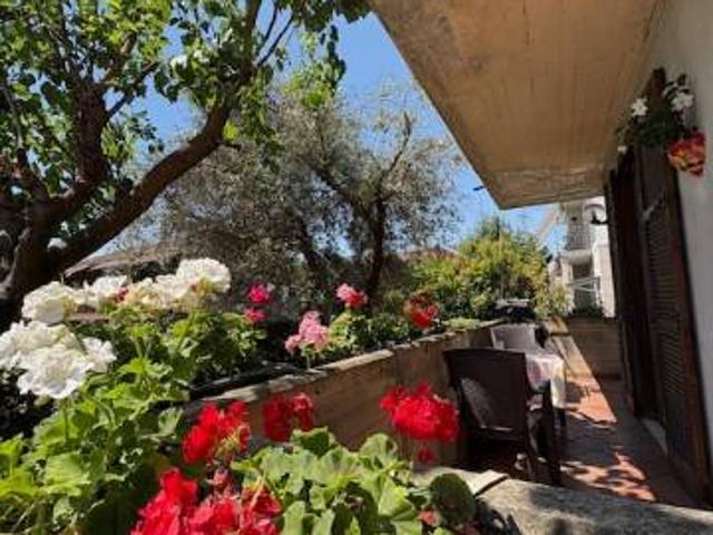 Villa in vendita a Gorgonzola MI