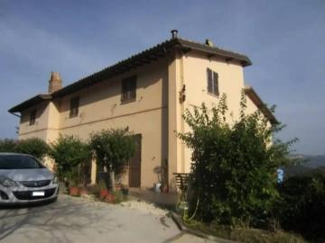 Villa in vendita a Goro FE