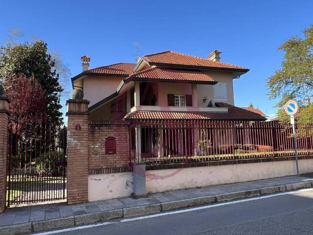 Villa in vendita a Gorla Maggiore VA