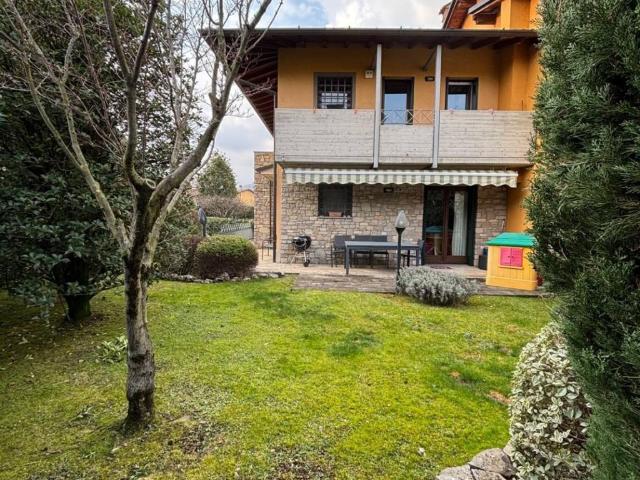Villa in vendita a Gorle BG