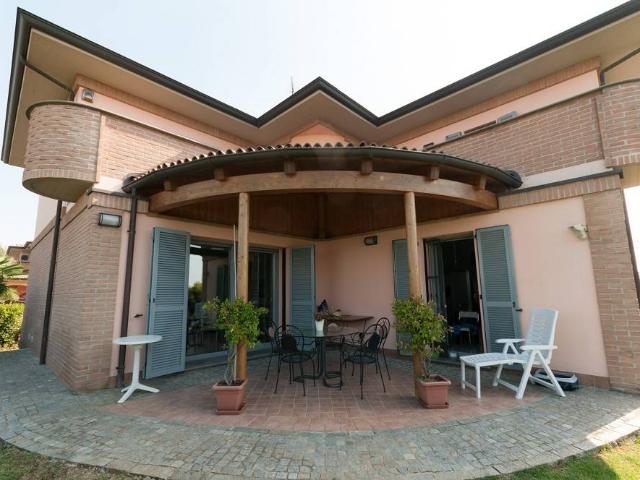 Villa in vendita a Gossolengo PC