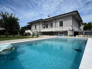 Villa in vendita a Gossolengo PC