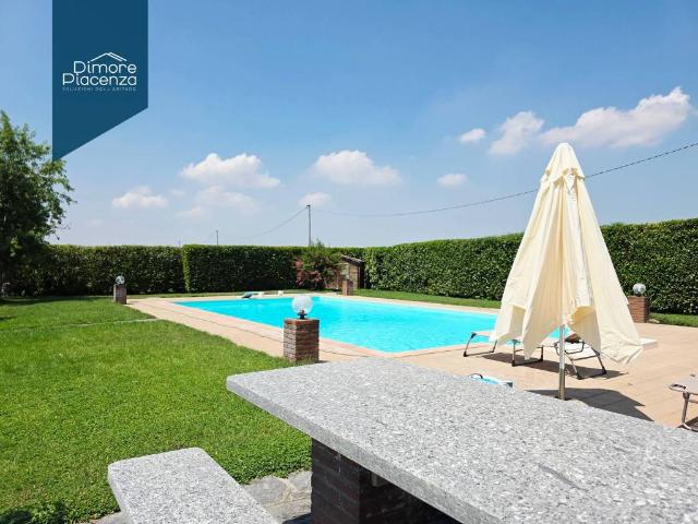 Villa in vendita a Gossolengo PC