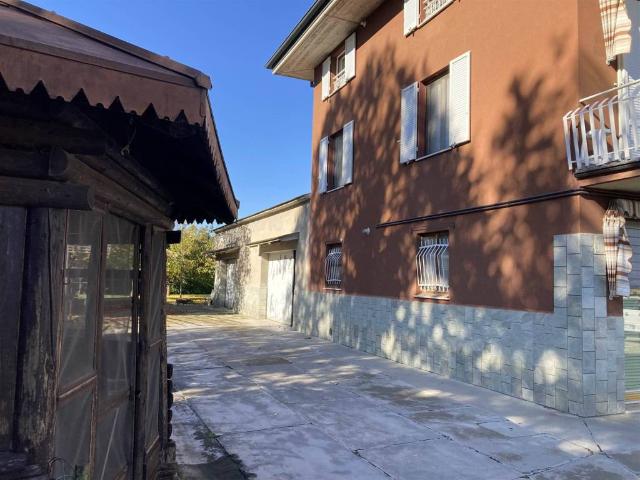 Villa in vendita a Gattatico RE