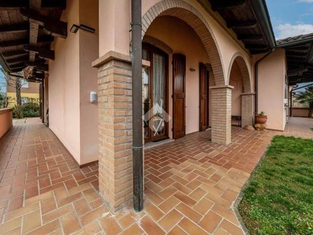 Villa in vendita a Gattatico RE
