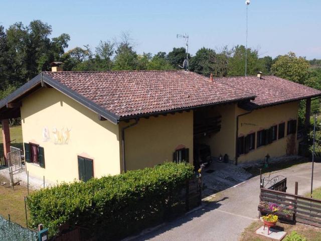 Villa in vendita a Gattico Veruno NO