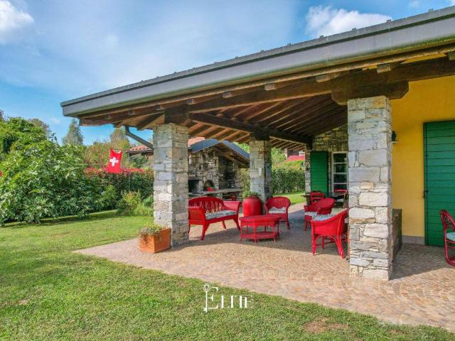 Villa in vendita a Gattico Veruno NO