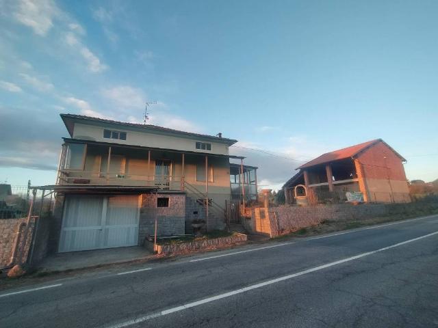 Villa in vendita a Gattico Veruno NO