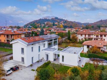 Villa in vendita a Gavardo BS