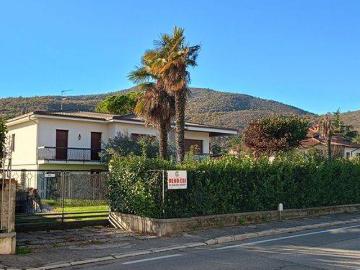 Villa in vendita a Gavardo BS
