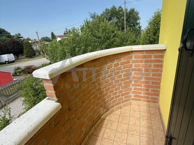 Villa in vendita a Gavello RO