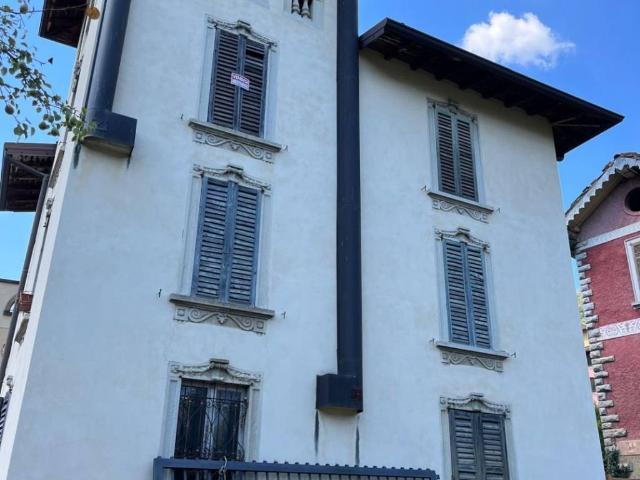 Villa in vendita a Gaverina Terme BG