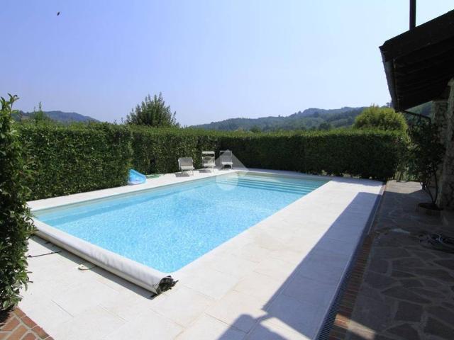 Villa in vendita a Gavi AL