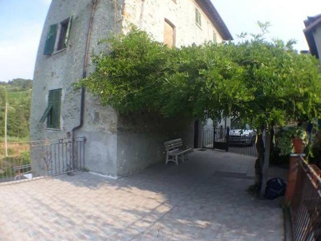 Villa in vendita a Gavi AL