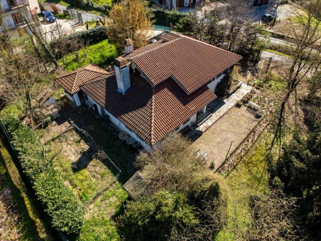 Villa in vendita a Gavi AL