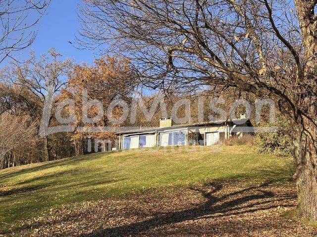 Villa in vendita a Gavirate VA