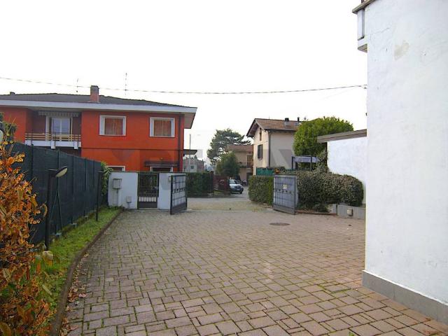 Villa in vendita a Gavirate VA