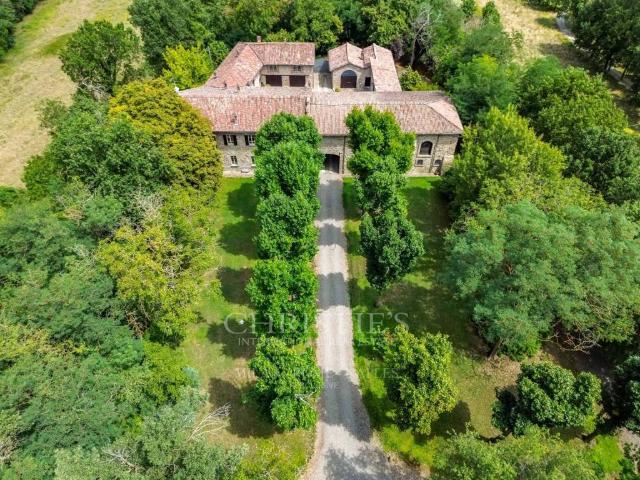 Villa in vendita a Gazzola PC