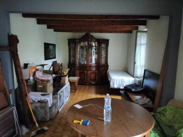 Villa in vendita a Gazzola PC