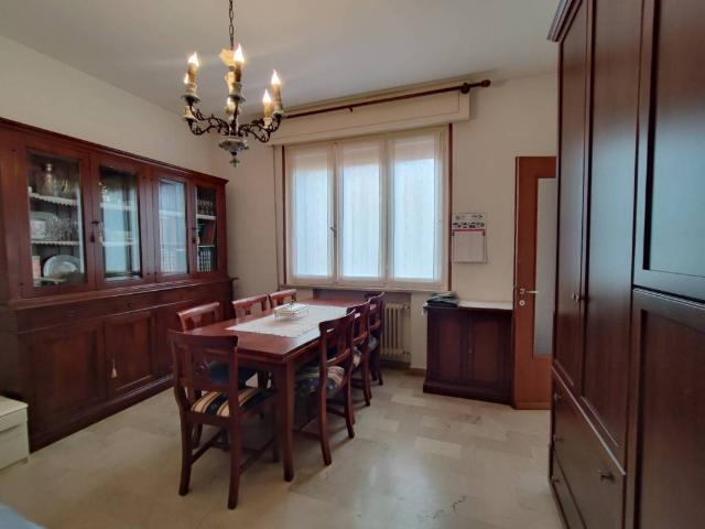 Villa in vendita a Gazzuolo MN