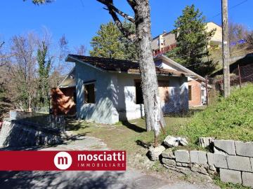Villa in vendita a Gagliole MC