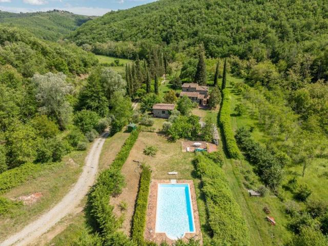 Villa in vendita a Gaiole in Chianti SI