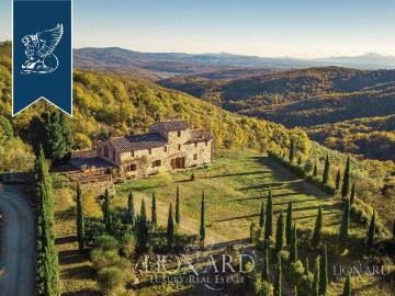 Villa in vendita a Gaiole in Chianti SI
