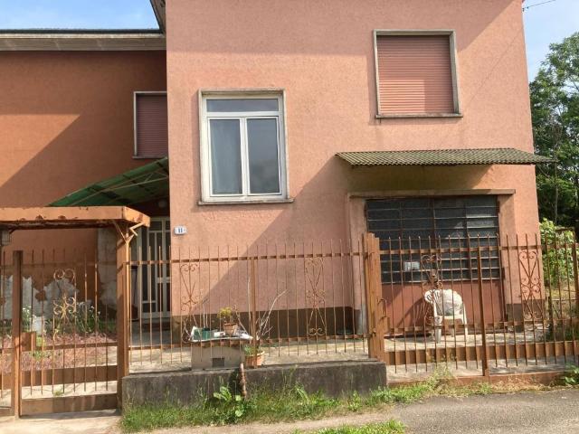 Villa in vendita a Gallarate VA