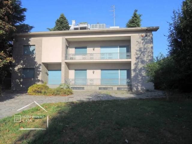 Villa in vendita a Gallarate VA
