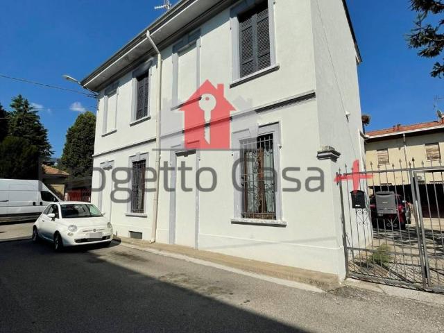 Villa in vendita a Gallarate VA