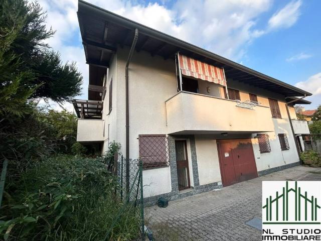 Villa in vendita a Gallarate VA