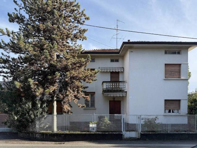 Villa in vendita a Gallarate VA
