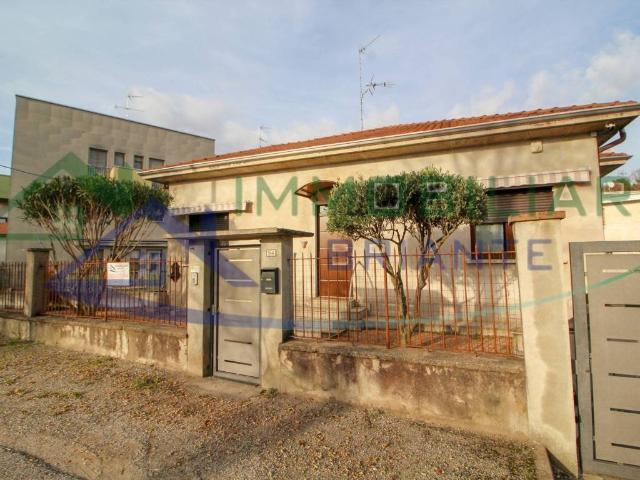 Villa in vendita a Gallarate VA