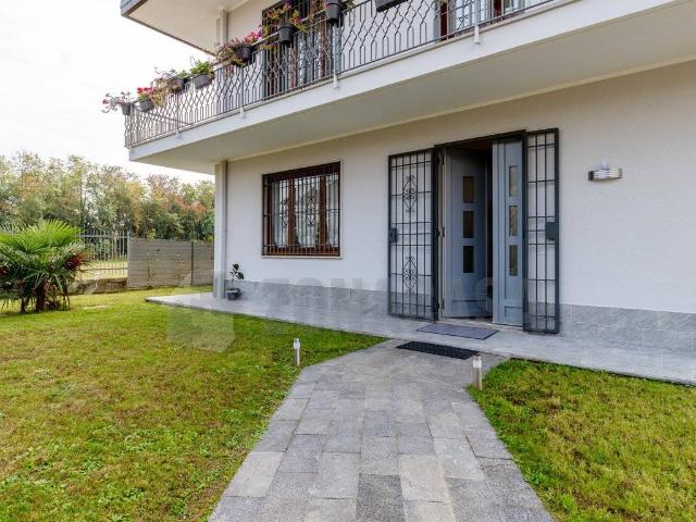Villa in vendita a Gallarate VA