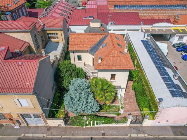 Villa in vendita a Gallarate VA